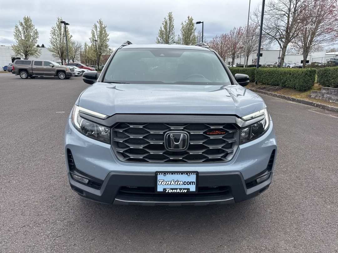 2023 Honda Passport TrailSport - Image 2