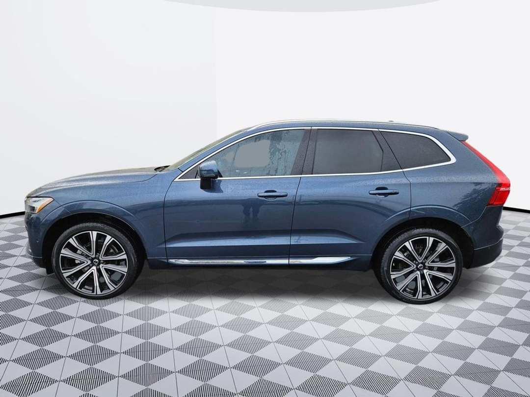 2023 Volvo Xc60 B5 Ultimate Bright Theme - Image 3
