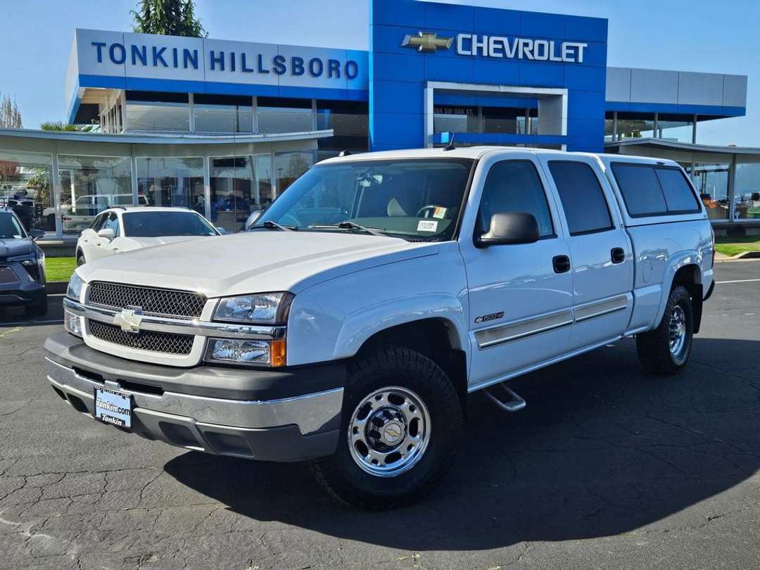 2005 Chevrolet Silverado 1500Hd LS - Image 2