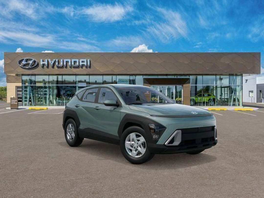 2026 Hyundai Kona SE - Image 2