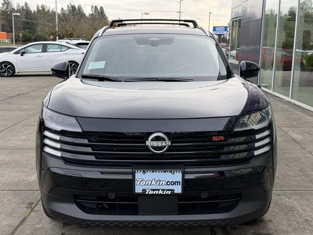 2026 Nissan Kicks SR - Image 3