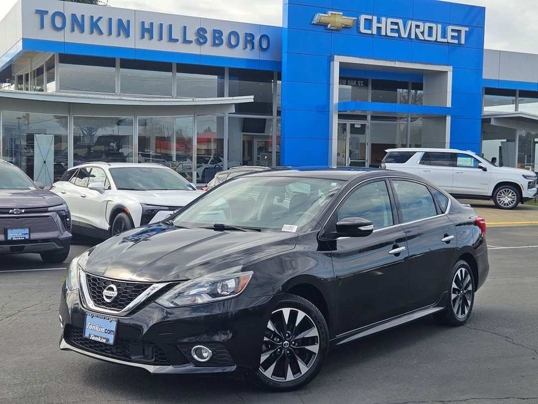 2019 Nissan Sentra SR - Image 2