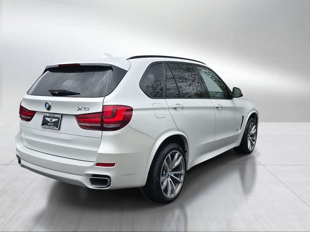 2015 BMW X5 xDrive35i - Image 3