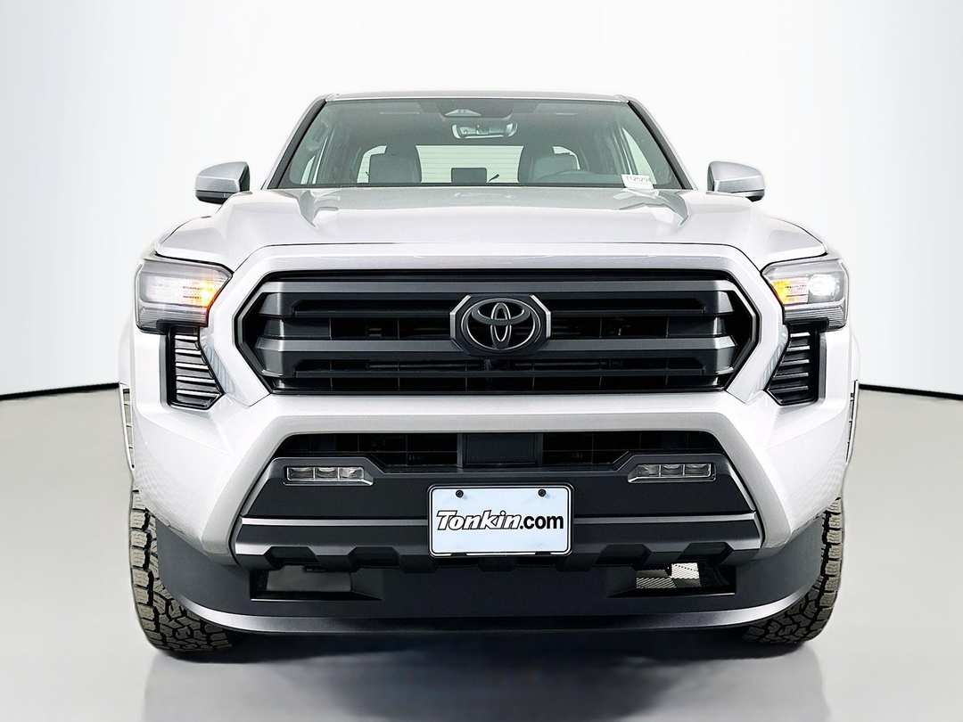 2025 Toyota Tacoma SR5 - Image 2