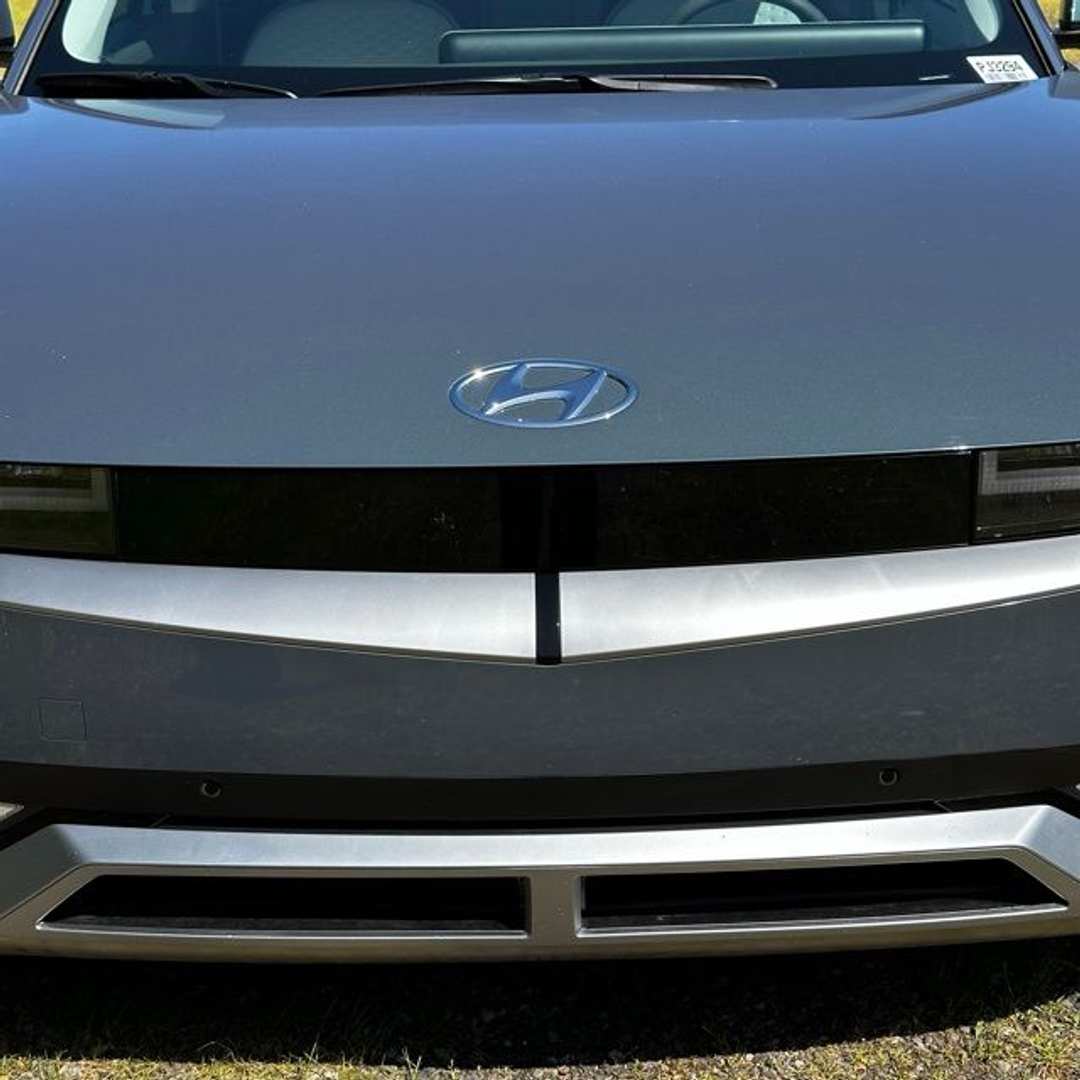 2023 Hyundai Ioniq 5 SEL - Image 3