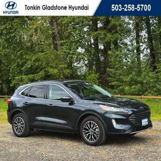 2022 Ford Escape Titanium