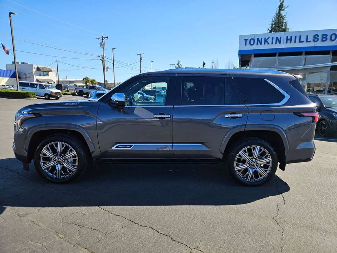 2025 Toyota Sequoia Capstone - Image 3