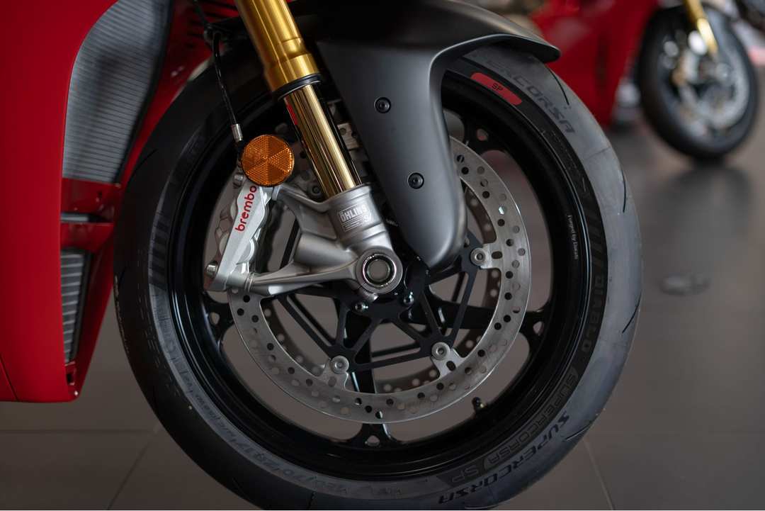 2025 Ducati Panigale V4 S - Image 2