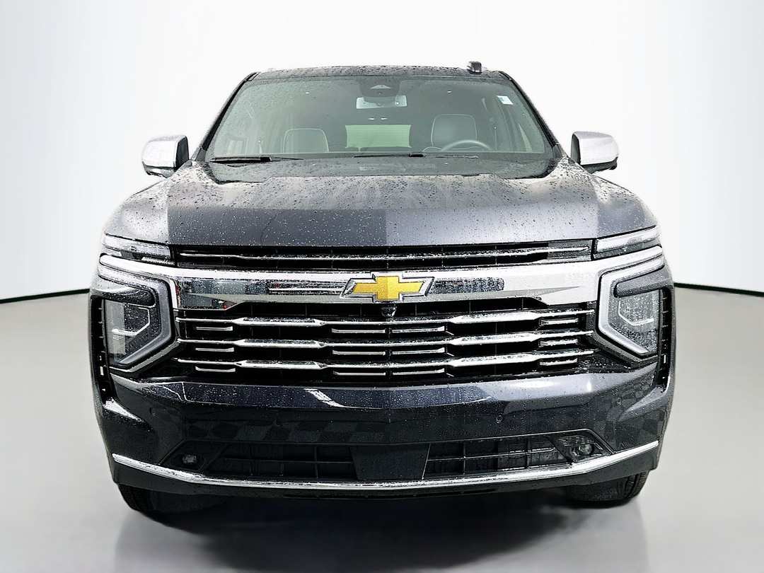 2025 Chevrolet Suburban Premier - Image 2