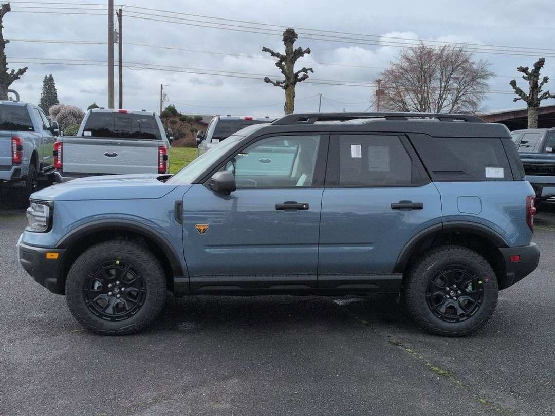 2026 Ford Bronco Sport Badlands - Image 2