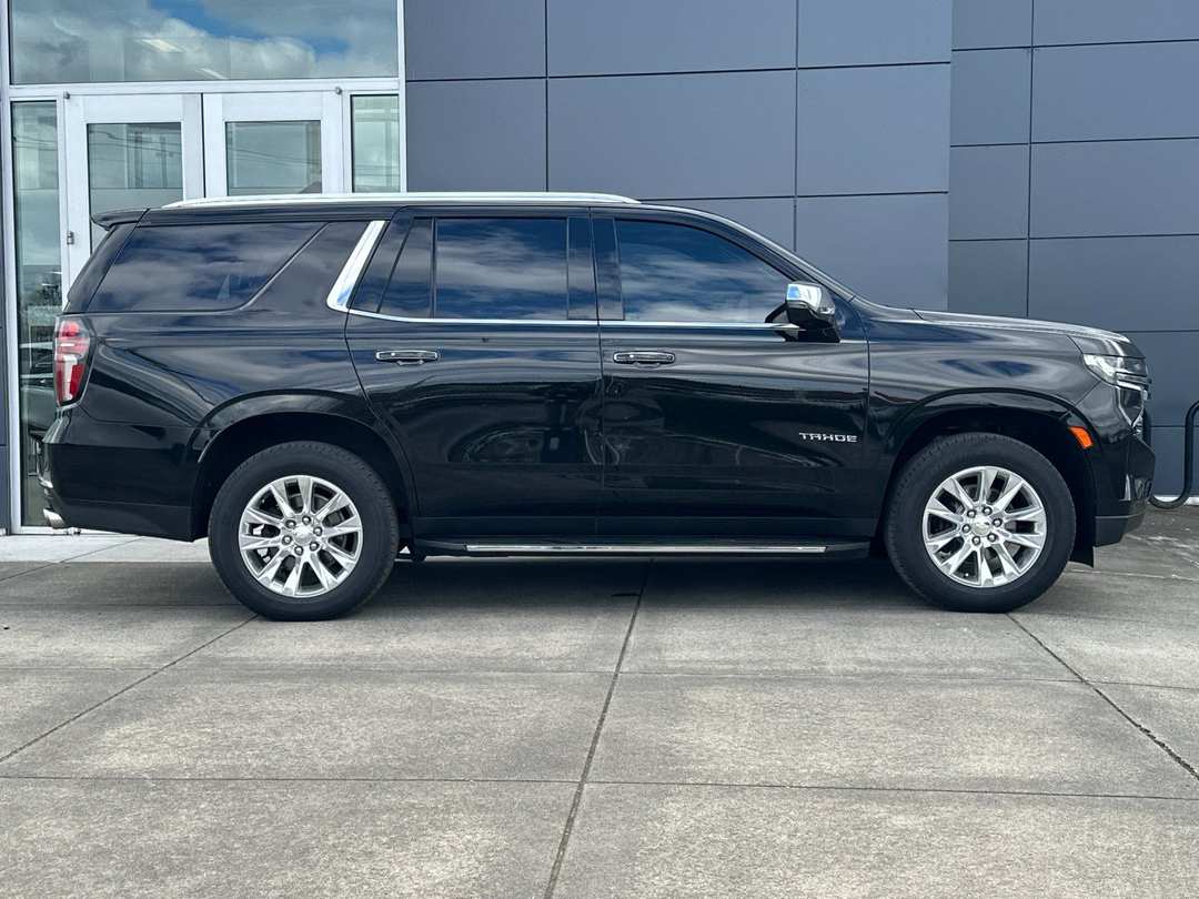2021 Chevrolet Tahoe Premier - Image 2
