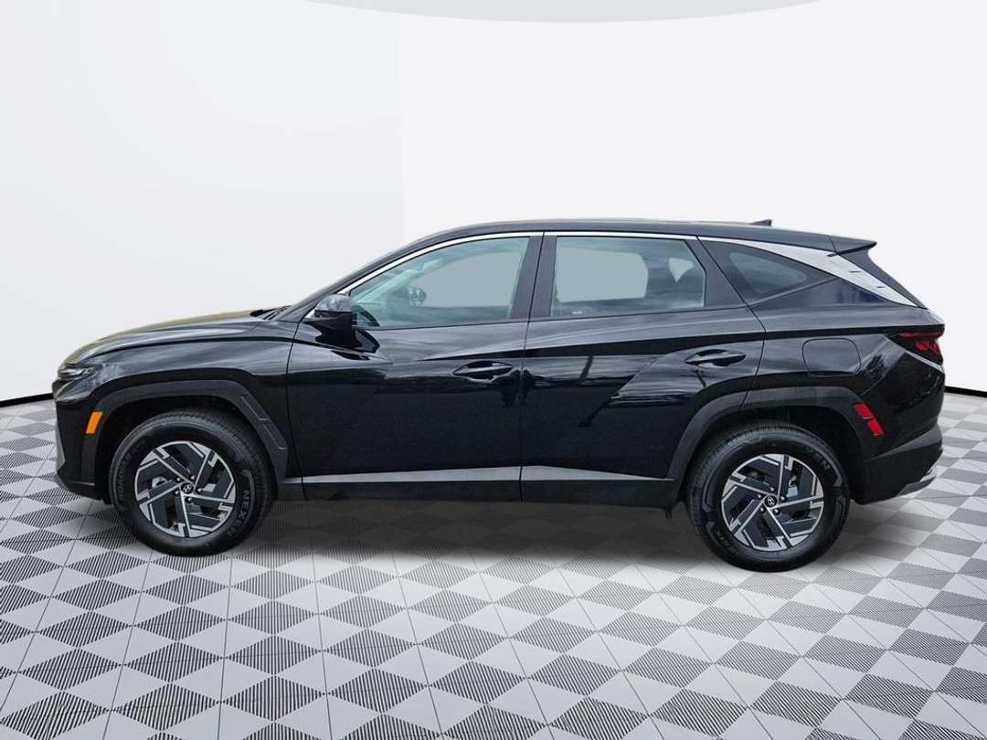 2026 Hyundai Tucson Blue - Image 3