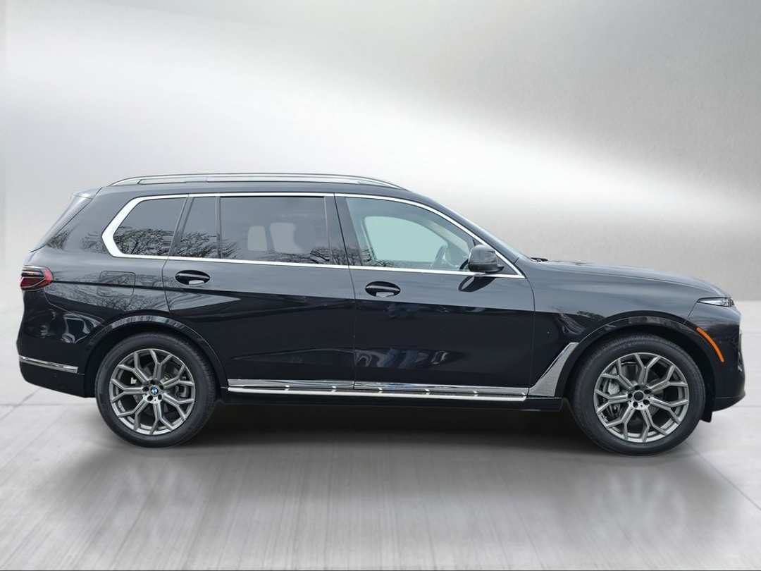 2024 BMW X7 xDrive40i - Image 2