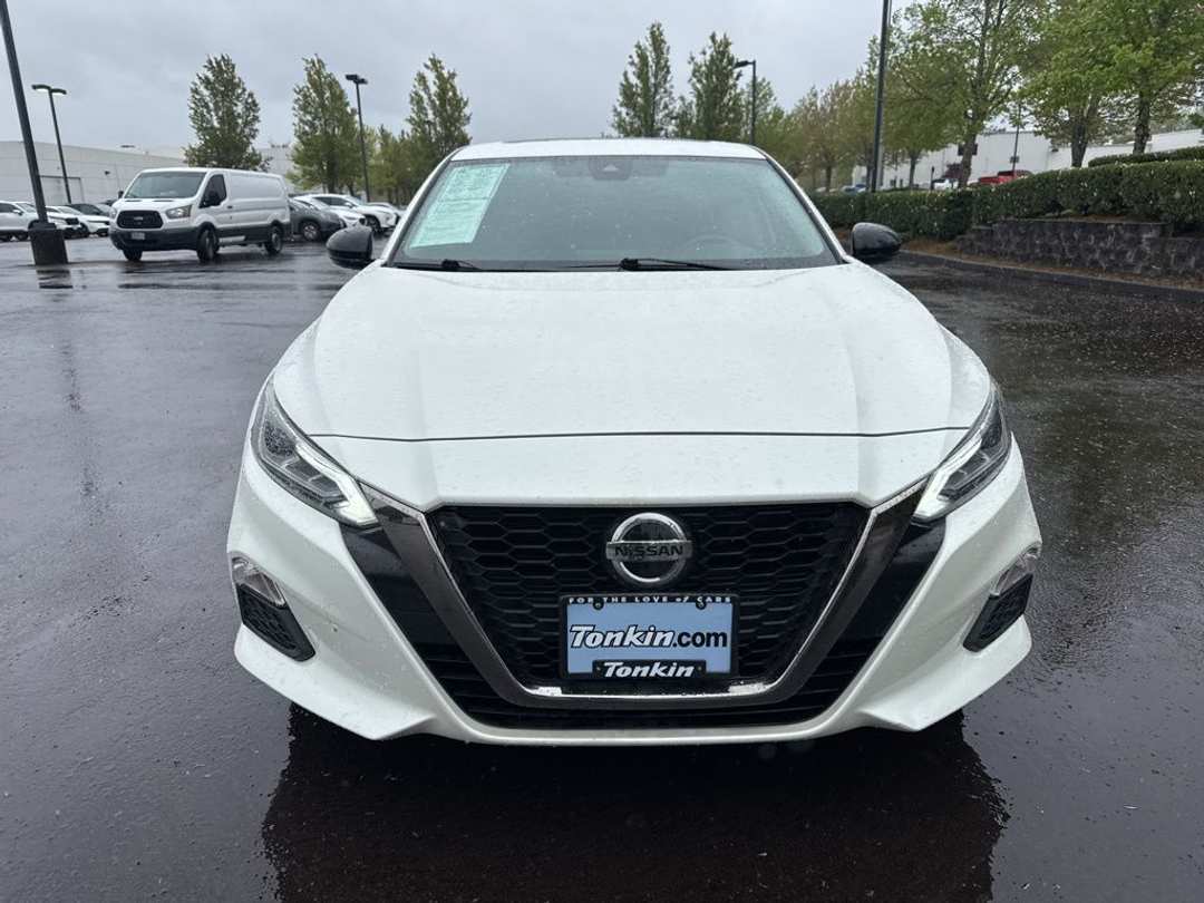 2020 Nissan Altima 2.5 SR - Image 2