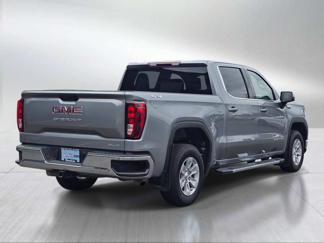 2025 GMC Sierra 1500 SLE - Image 3
