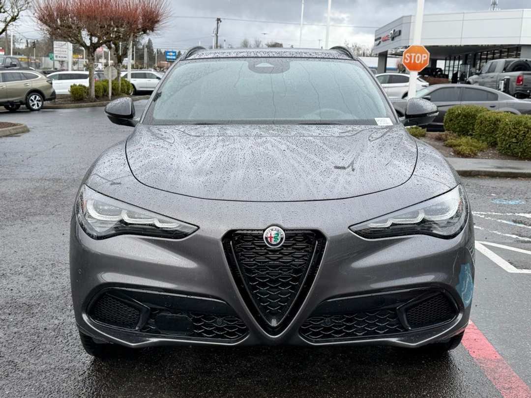 2026 Alfa Romeo Stelvio Base - Image 3