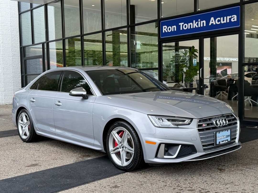 2019 Audi S4 3.0T Prestige - Image 2