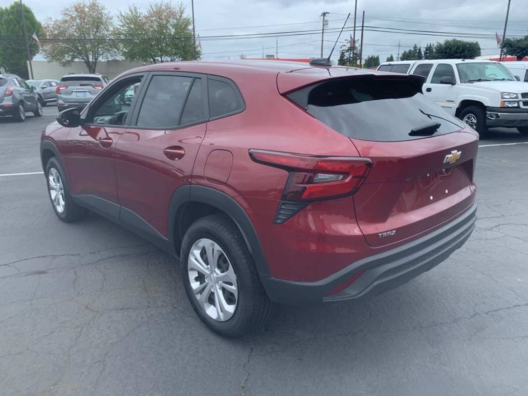 2024 Chevrolet Trax LS - Image 2