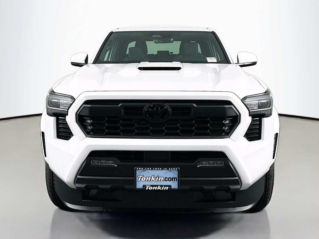 2026 Toyota Tacoma TRD Sport - Image 2