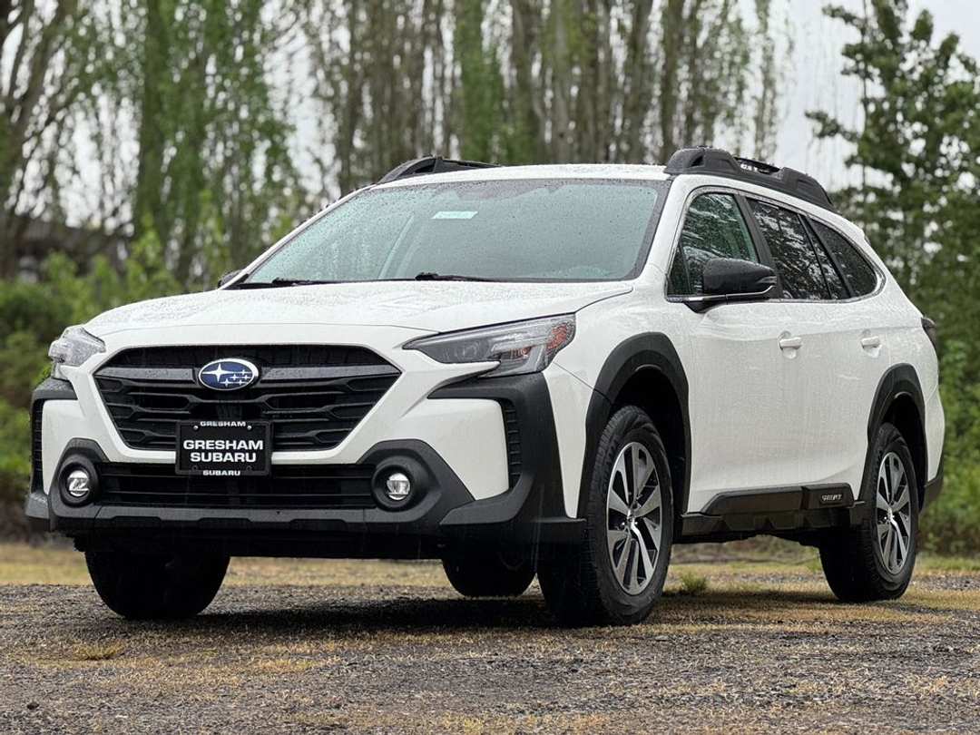 2024 Subaru Outback Premium - Image 3