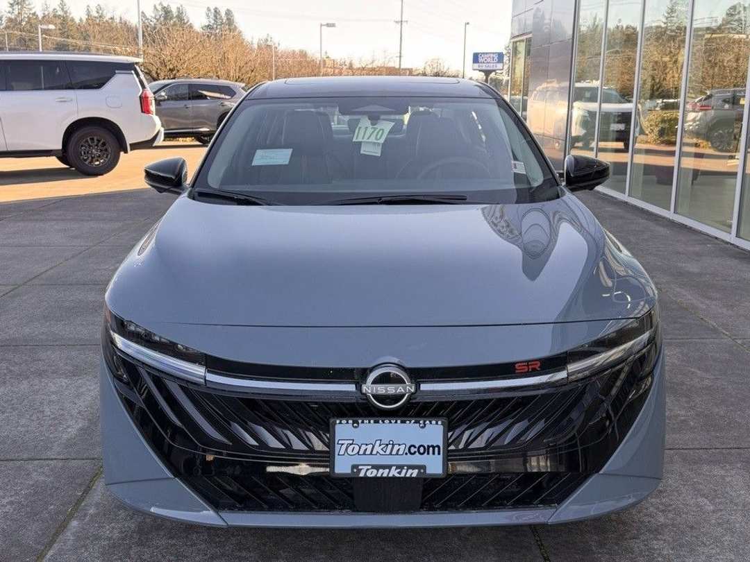 2026 Nissan Sentra SR - Image 3