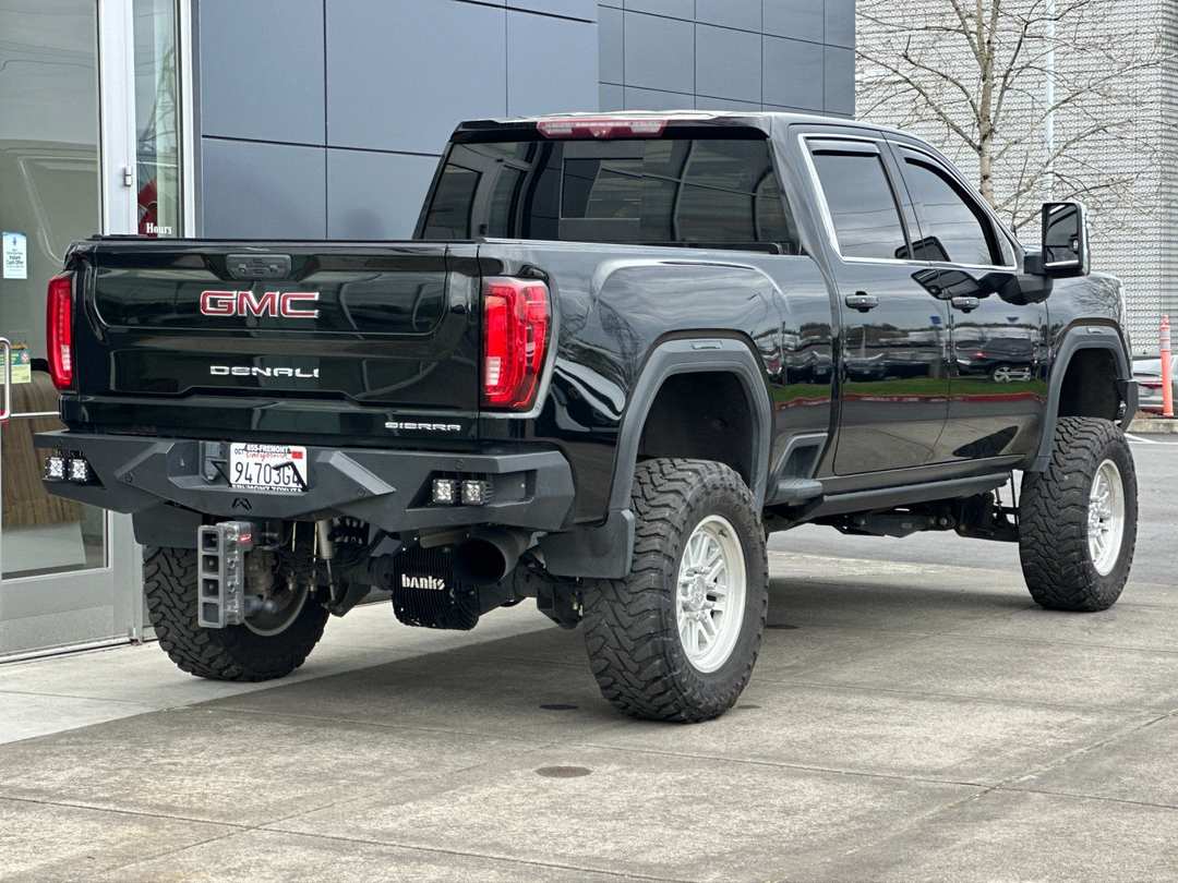 2020 GMC Sierra 2500Hd Denali - Image 3
