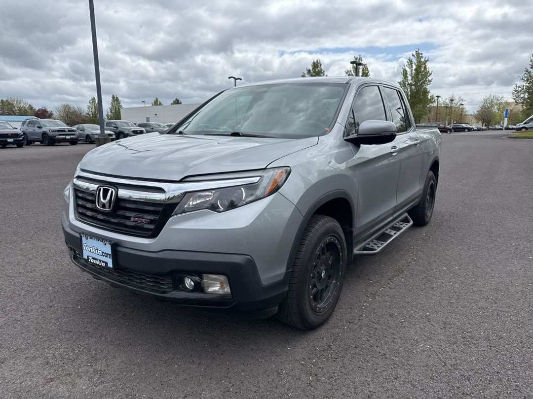 2019 Honda Ridgeline Sport - Image 3