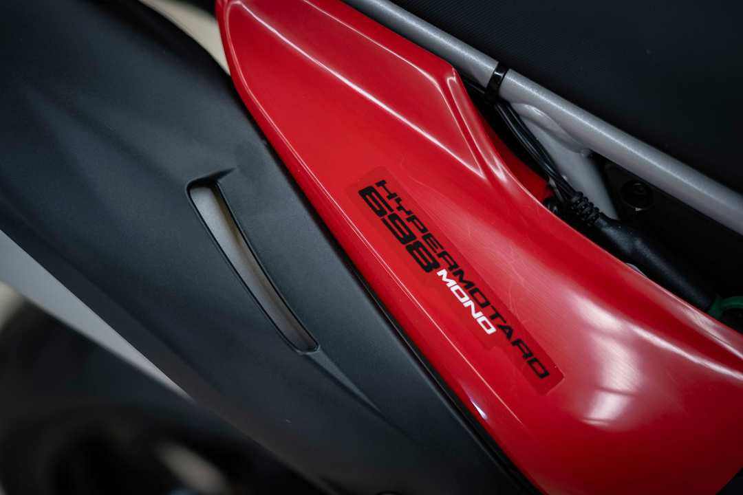 2024 Ducati Hypermotard 698 Mono - Image 2