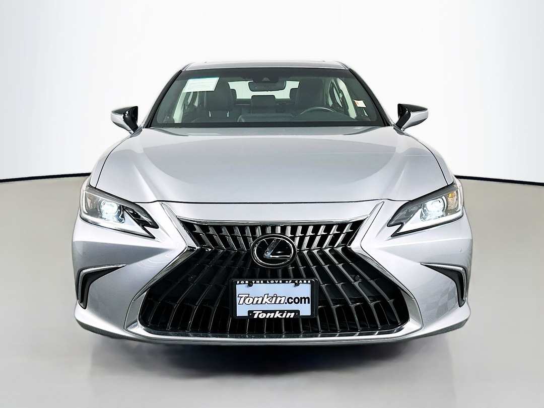 2024 Lexus Es 250 - Image 2