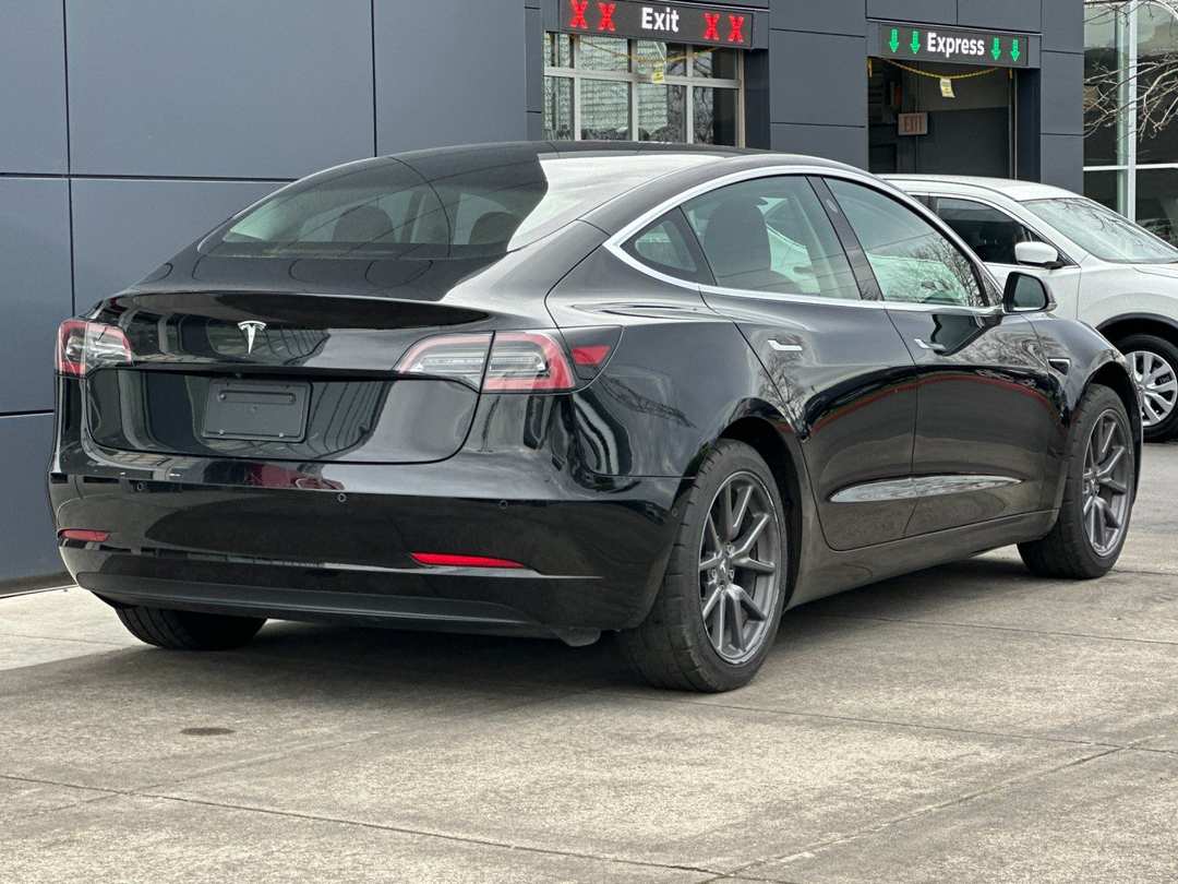 2019 Tesla Model 3 Standard Range Plus - Image 3