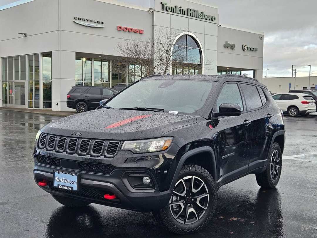 2026 Jeep Compass Trailhawk - Image 2