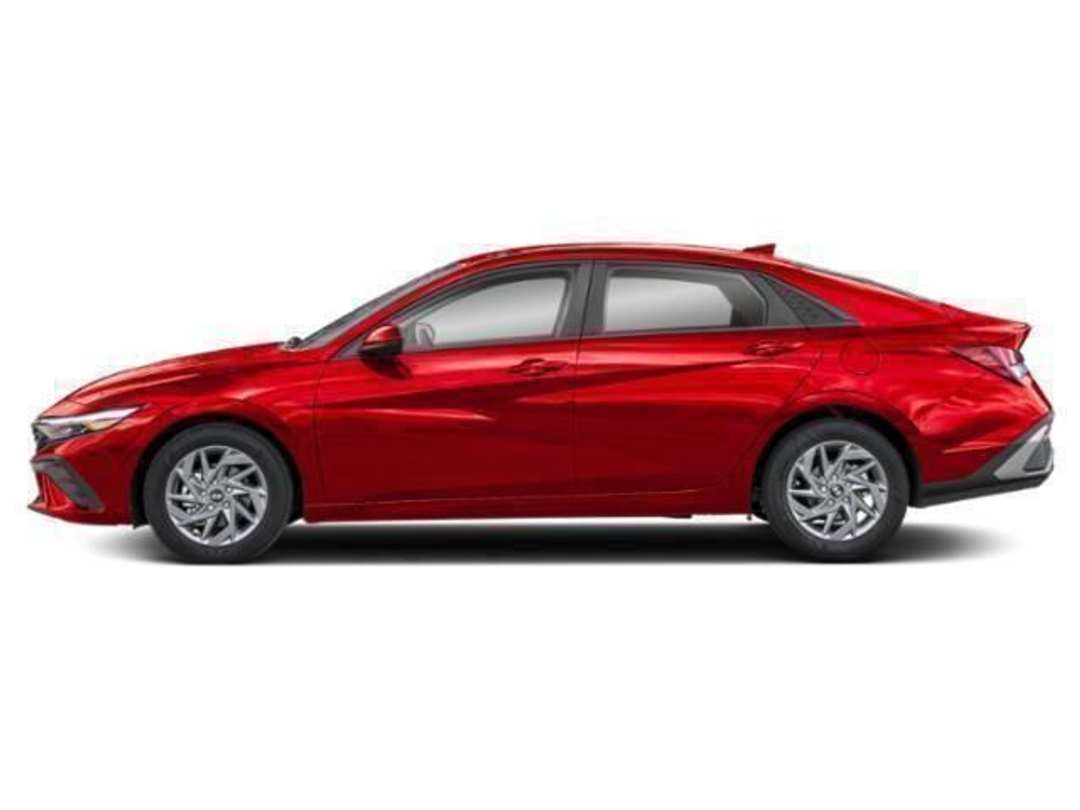 2026 Hyundai Elantra SEL Sport - Image 2