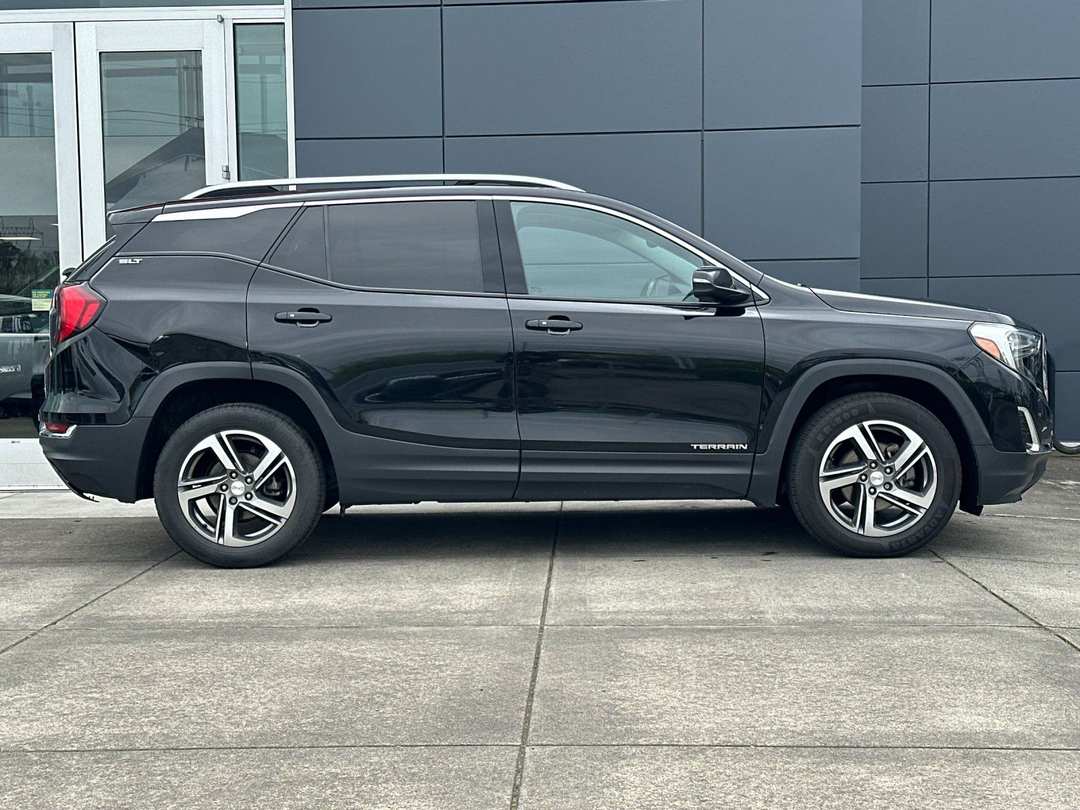 2020 GMC Terrain SLT - Image 2