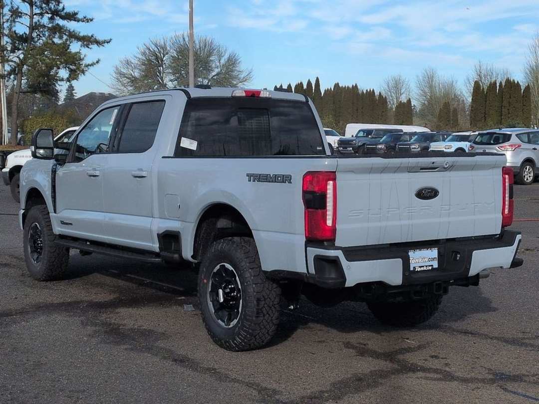 2026 Ford F-350Sd Lariat - Image 3