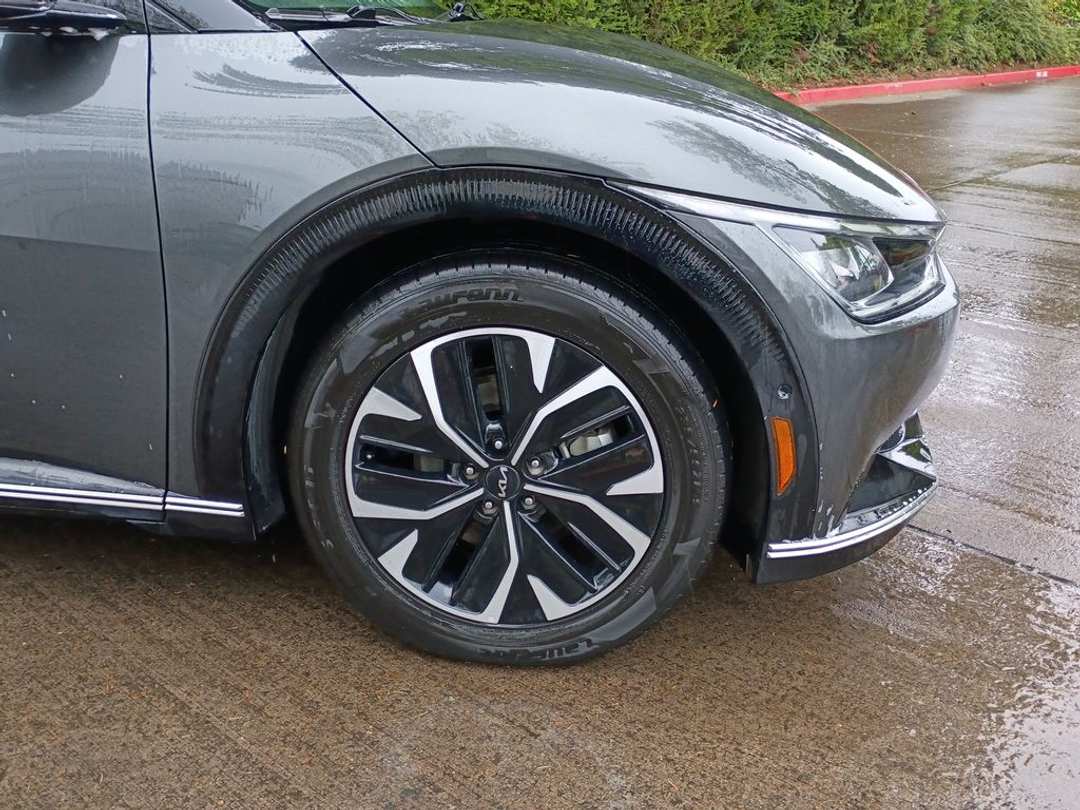 2023 Kia Ev6 Wind - Image 2