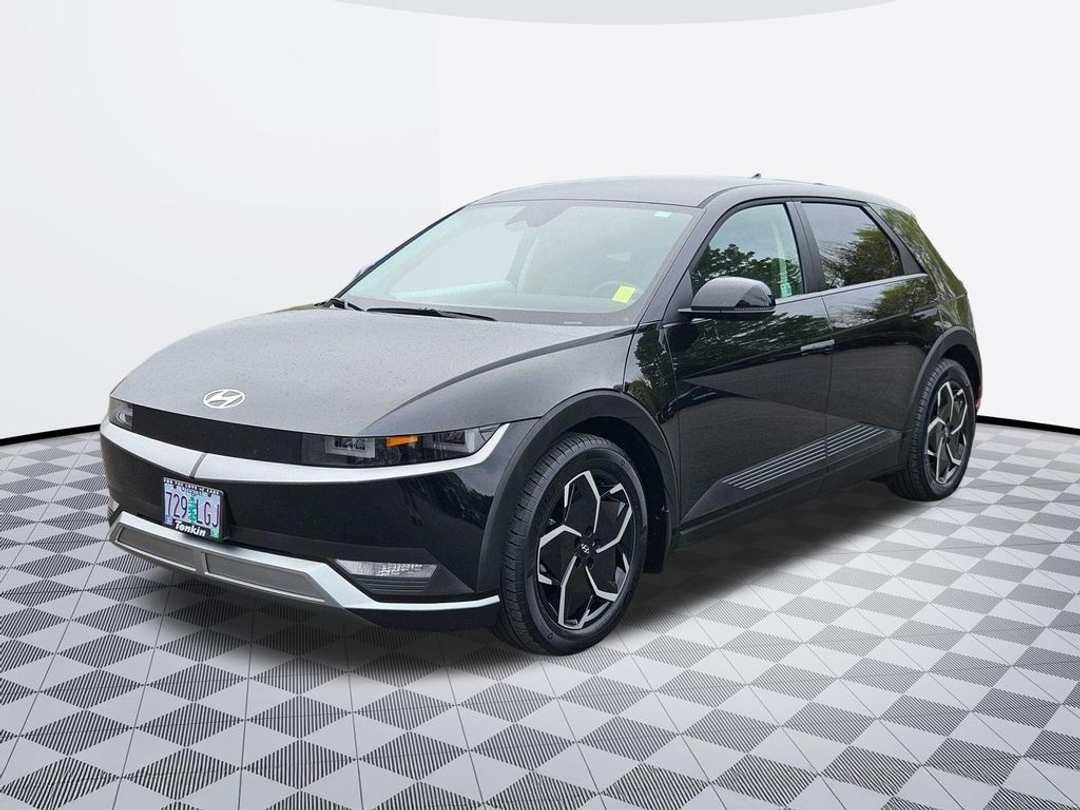 2024 Hyundai Ioniq 5 SE - Image 2