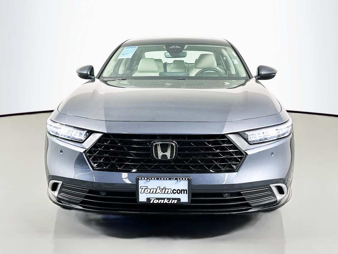 2026 Honda Accord Touring - Image 2