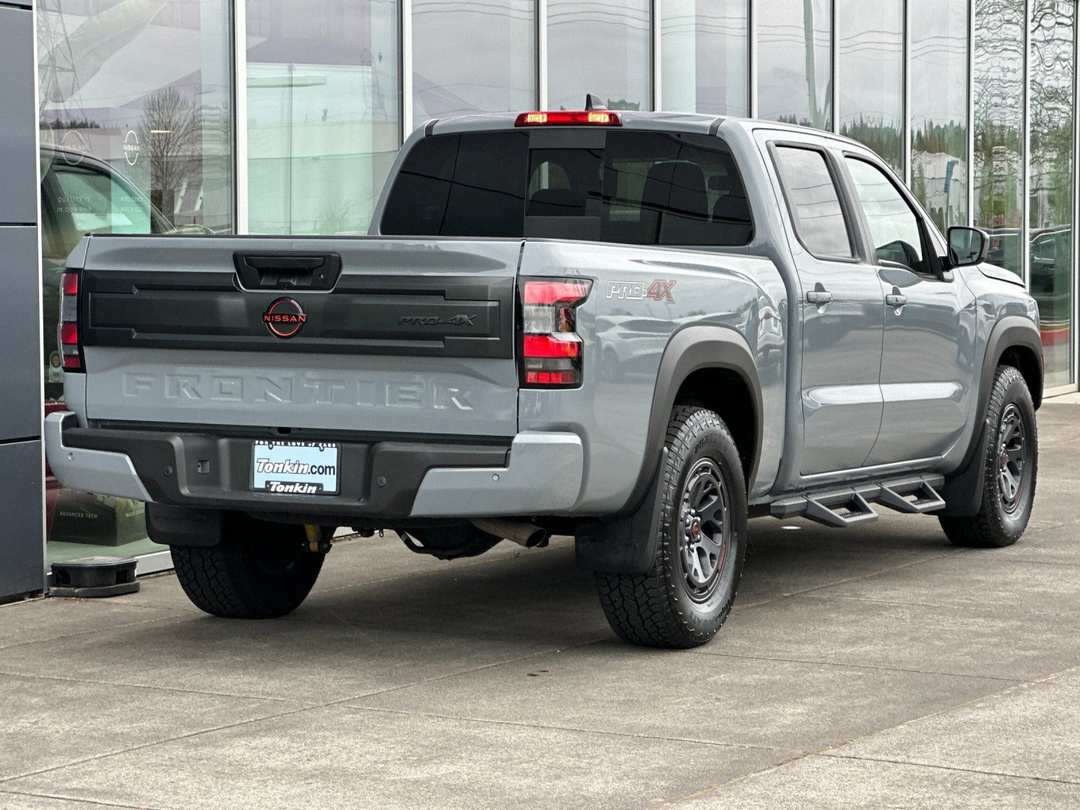 2025 Nissan Frontier PRO4X - Image 3