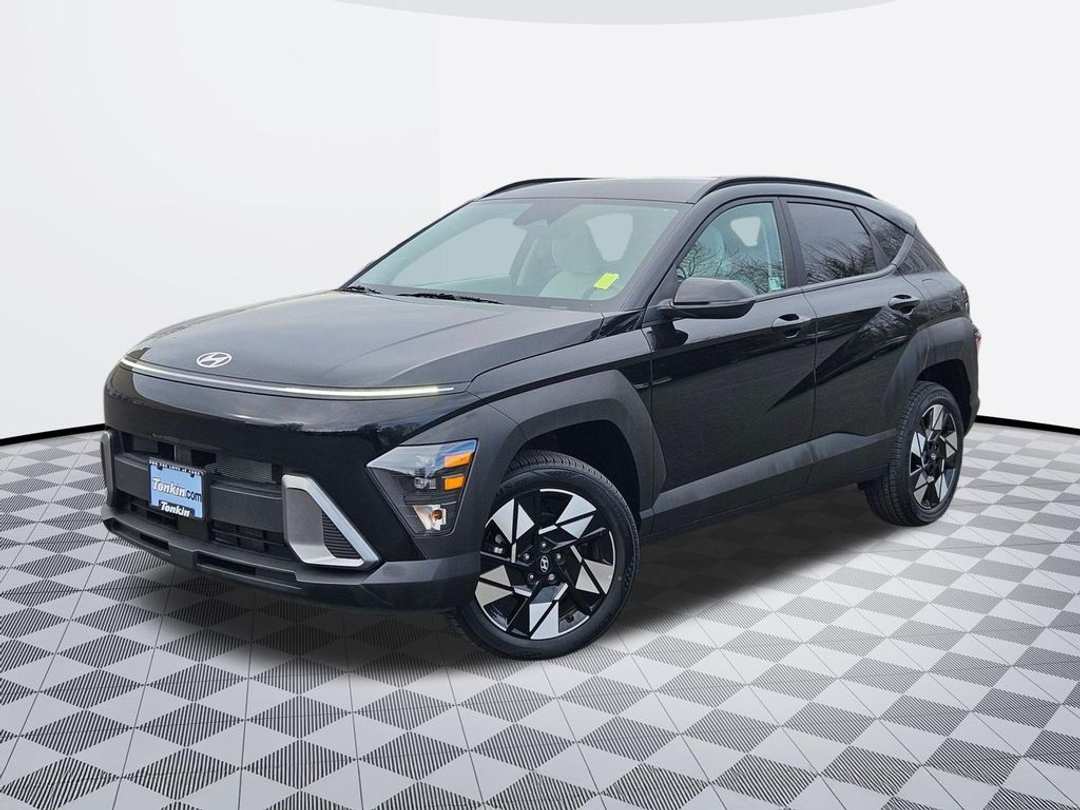 2025 Hyundai Kona SEL - Image 2