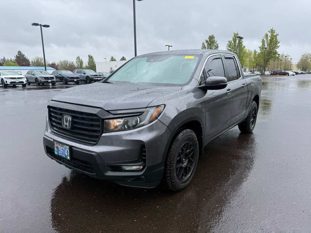 2022 Honda Ridgeline RTL - Image 3