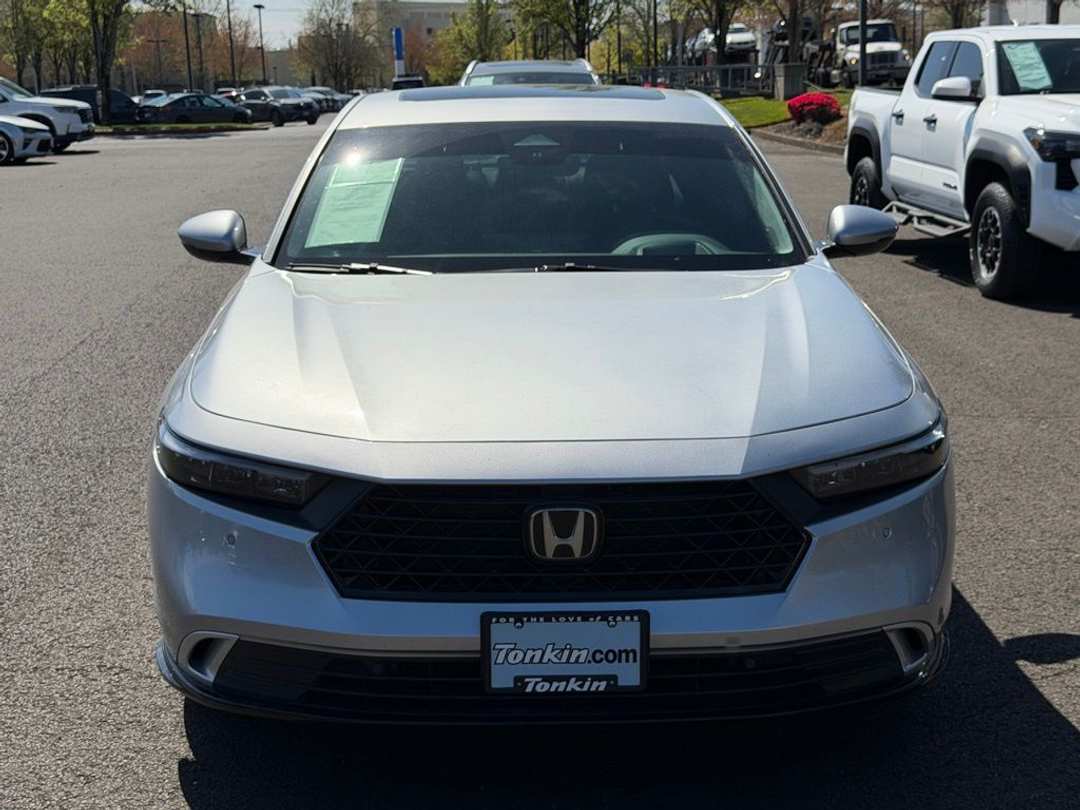 2024 Honda Accord Touring - Image 3