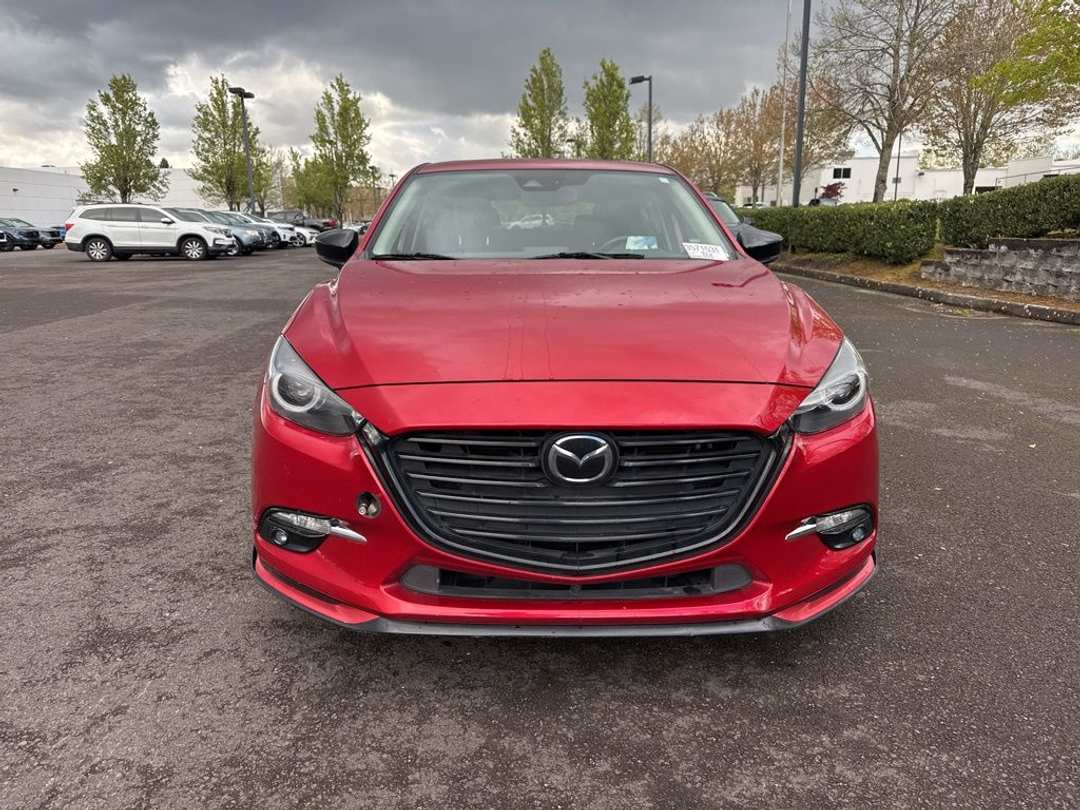 2017 MAZDA Mazda3 Grand Touring - Image 2