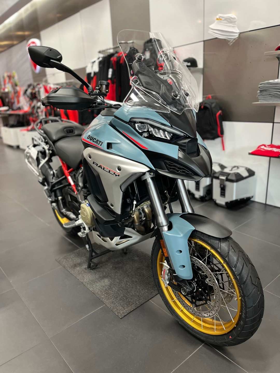 2026 Ducati Multistrada V4 Rally Adventure Travel & Radar - Image 2