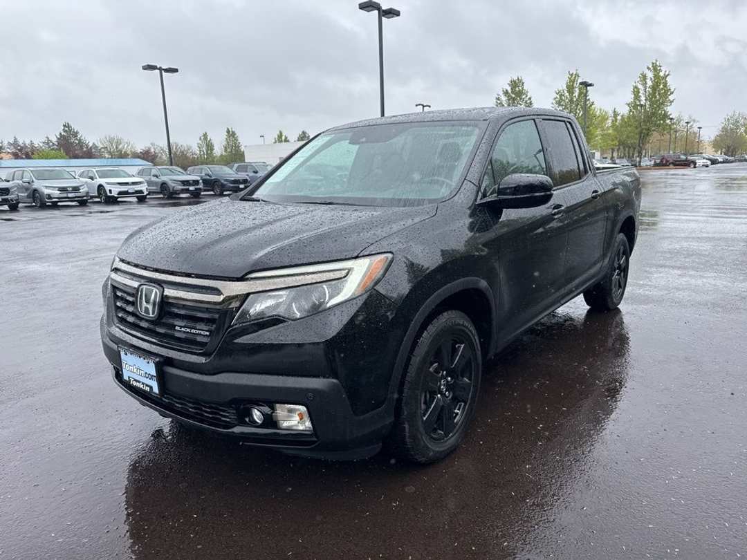 2017 Honda Ridgeline Black Edition - Image 3