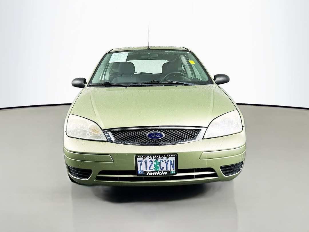 2007 Ford Focus S - Image 2