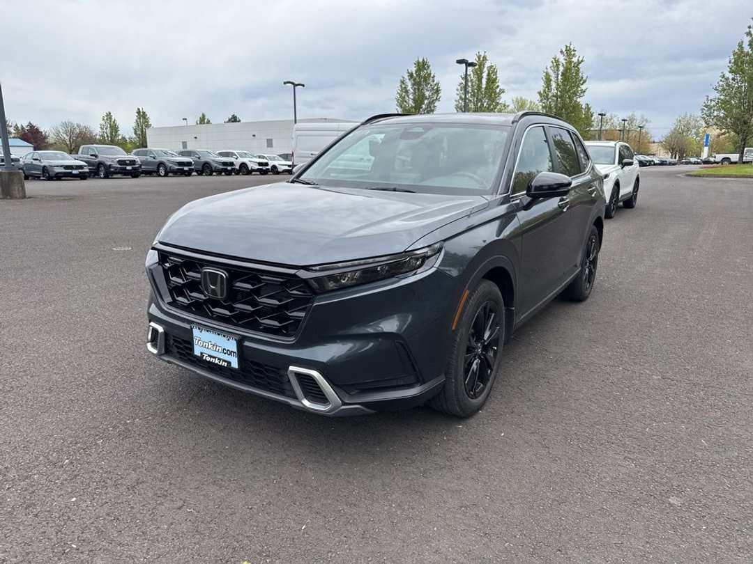 2024 Honda CR-V Sport Touring - Image 3