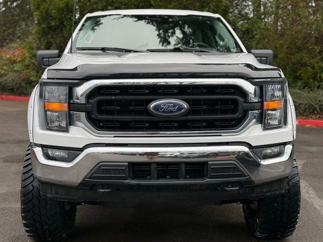 2023 Ford F-150 XLT - Image 2