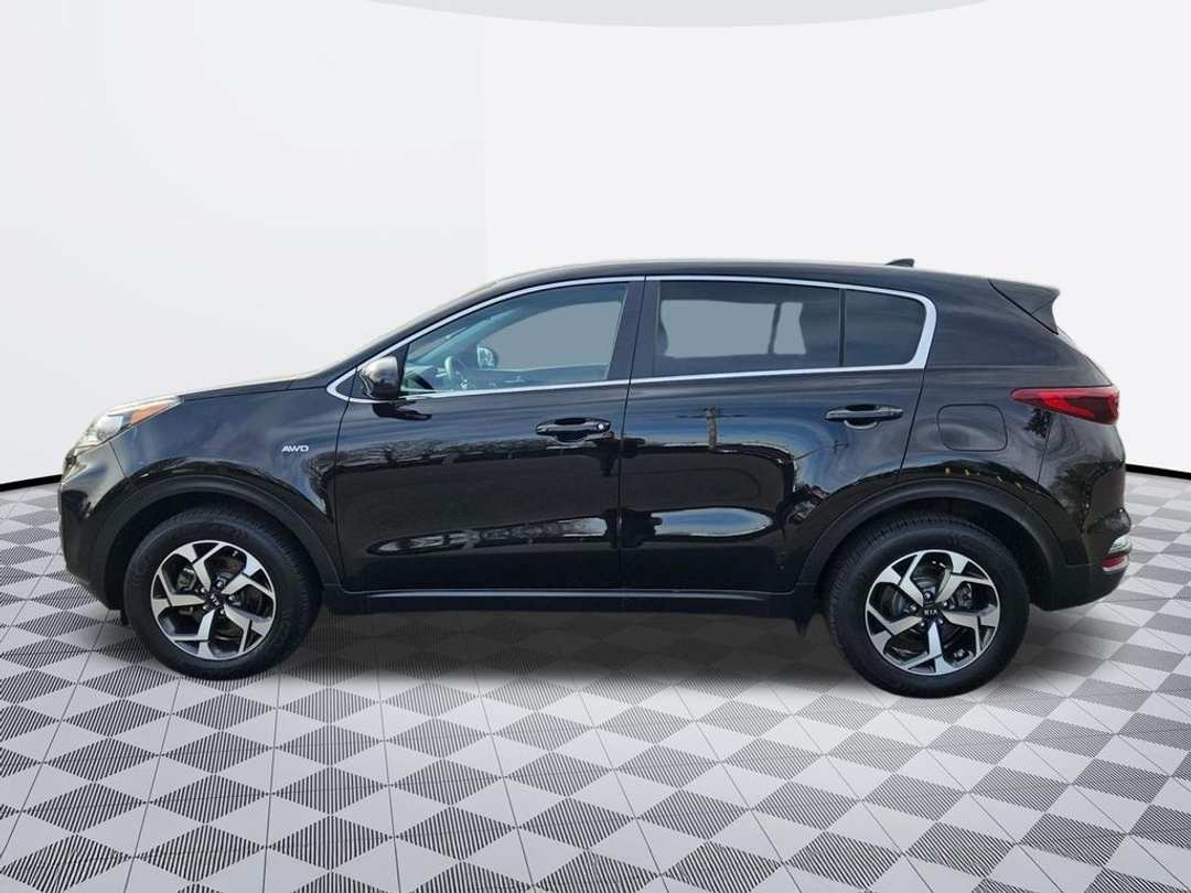 2020 Kia Sportage LX - Image 3