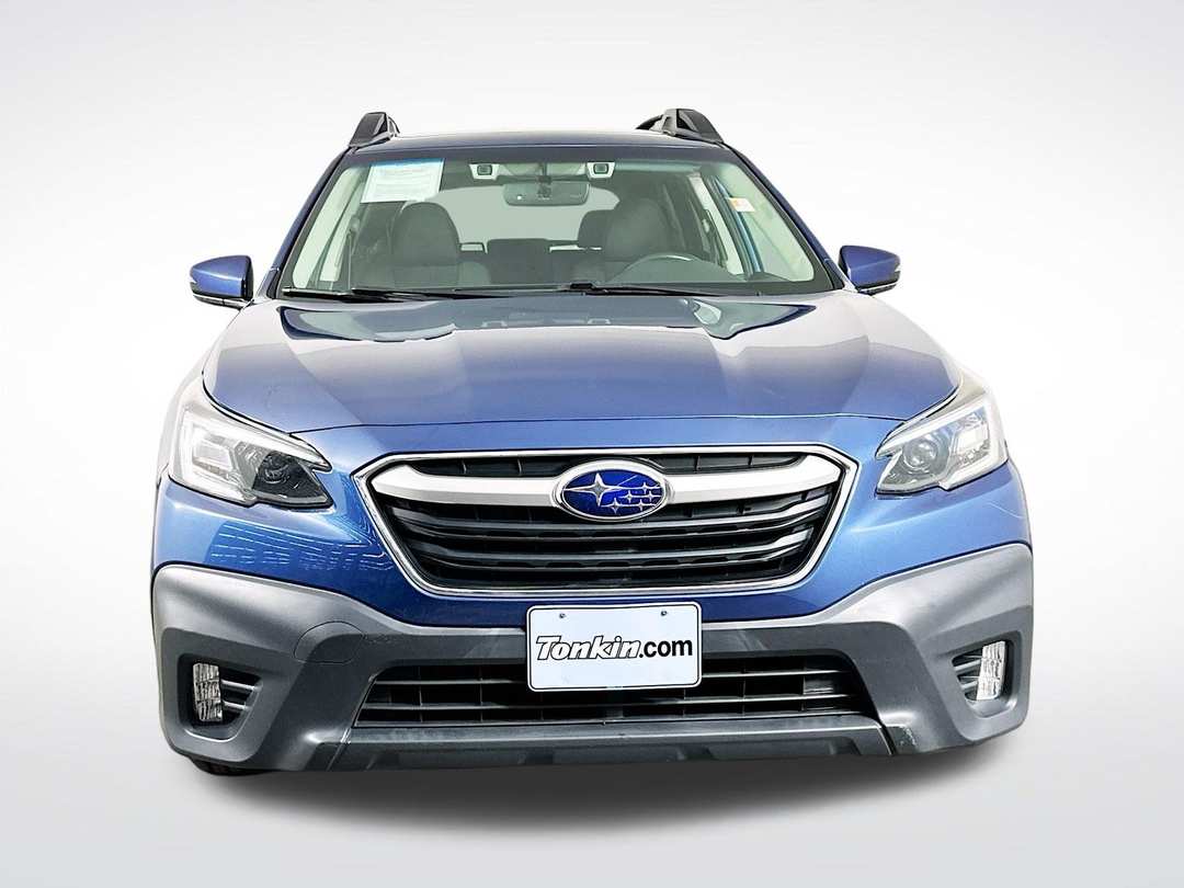 2020 Subaru Outback Premium - Image 2