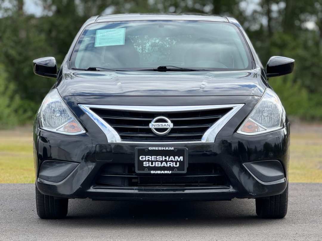 2019 Nissan Versa 1.6 SV - Image 2